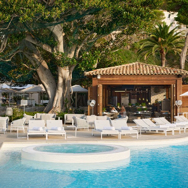 Cap Estel — photograph 13 of 18