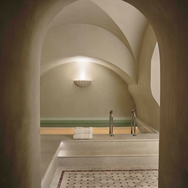 Château Voltaire — photograph 16 of 17