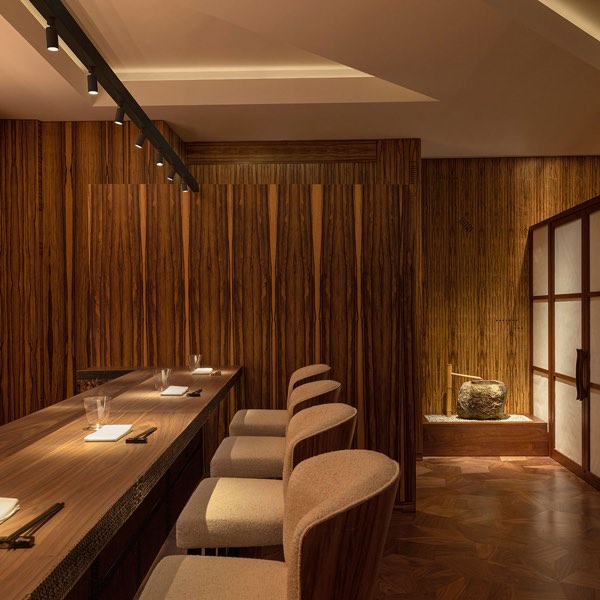 Cheval Blanc Paris — photograph 12 of 18