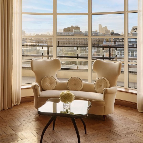 Claridge's — photograph 12 of 17