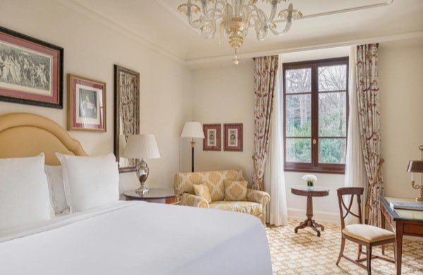 Four Seasons Hotel Firenze — photograph 11 of 24