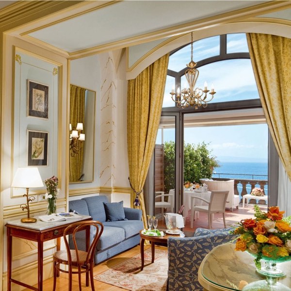 Grand Hotel Excelsior Vittoria — photograph 9 of 15