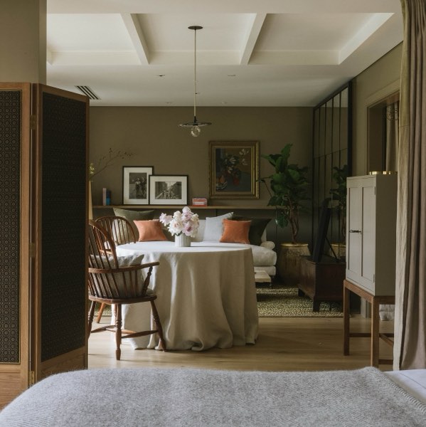 Heckfield Place — photograph 17 of 25