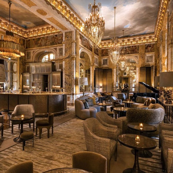 Hotel de Crillon — photograph 7 of 16