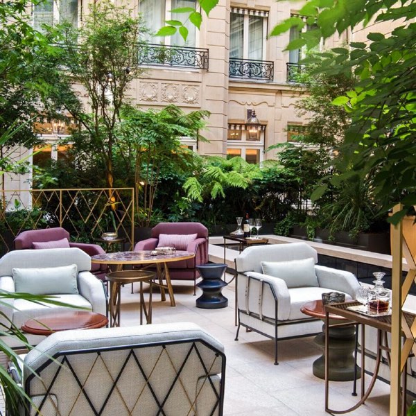 Hotel de Crillon — photograph 8 of 16