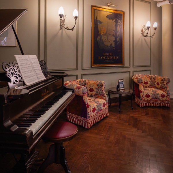 Hotel Locarno — photograph 7 of 21