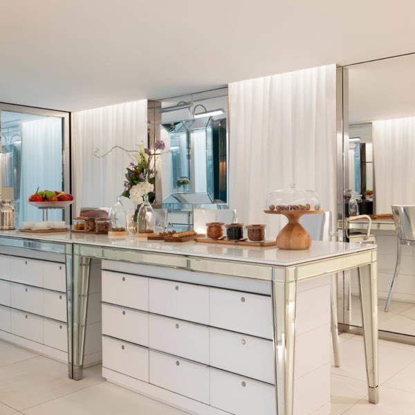Le Royal Monceau Raffles Paris — photograph 17 of 20