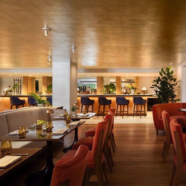 L'Ermitage Beverly Hills — photograph 2 of 17