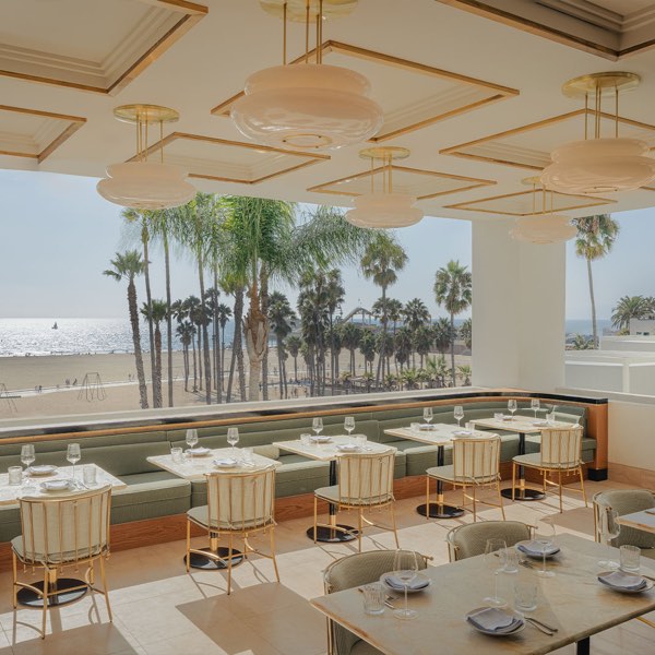 Regent Santa Monica Beach — photograph 13 of 17
