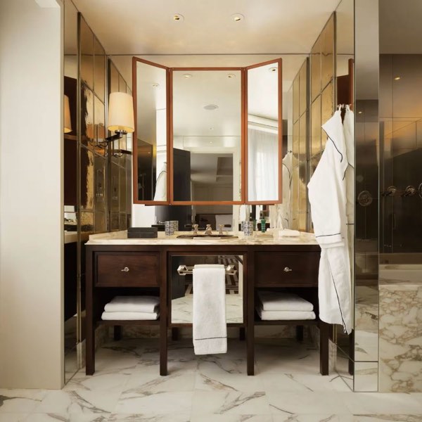 Rosewood London — photograph 12 of 16