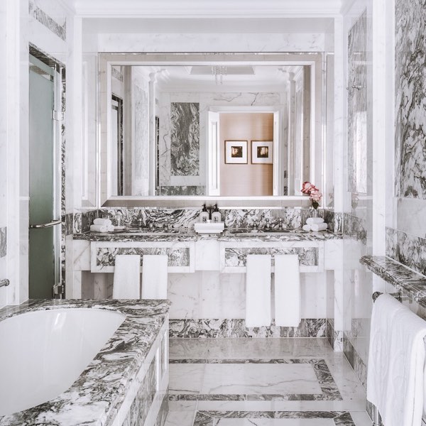 The Langham London — photograph 20 of 21